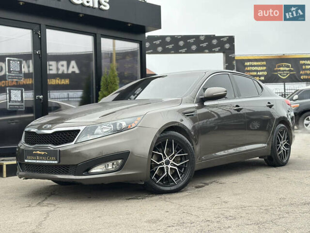 Коричневый Киа Оптима, объемом двигателя 2.36 л и пробегом 220 тыс. км за 8800 $, фото 1 на Automoto.ua