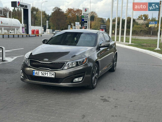 Коричневий Кіа Оптіма, об'ємом двигуна 2.36 л та пробігом 183 тис. км за 8000 $, фото 1 на Automoto.ua