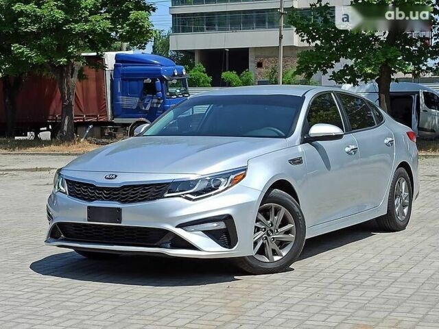 Киа Оптима, объемом двигателя 2.4 л и пробегом 37 тыс. км за 17200 $, фото 1 на Automoto.ua