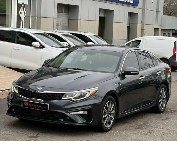 Киа Оптима, объемом двигателя 1.6 л и пробегом 119 тыс. км за 13800 $, фото 1 на Automoto.ua