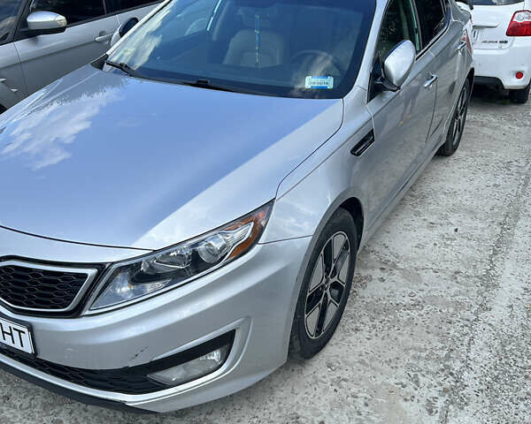 Серый Киа Оптима, объемом двигателя 2.4 л и пробегом 132 тыс. км за 11500 $, фото 1 на Automoto.ua