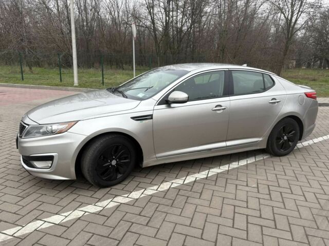 Серый Киа Оптима, объемом двигателя 2.4 л и пробегом 230 тыс. км за 9000 $, фото 1 на Automoto.ua