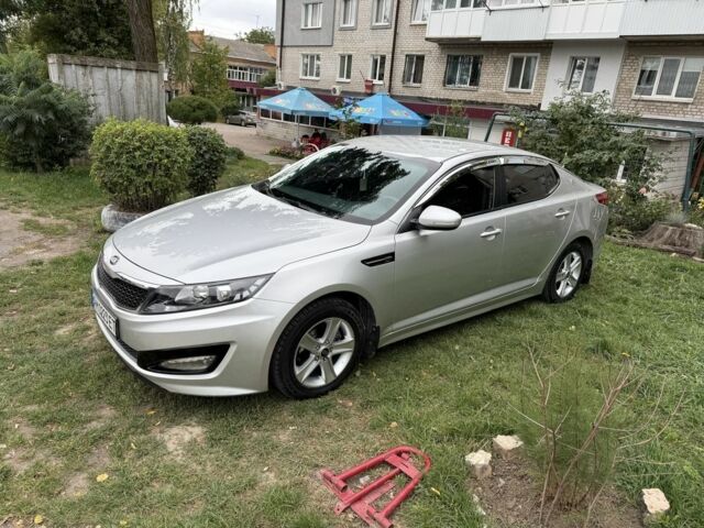 Серый Киа Оптима, объемом двигателя 2 л и пробегом 280 тыс. км за 7500 $, фото 1 на Automoto.ua