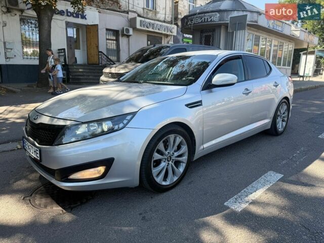 Серый Киа Оптима, объемом двигателя 2.36 л и пробегом 200 тыс. км за 7000 $, фото 1 на Automoto.ua