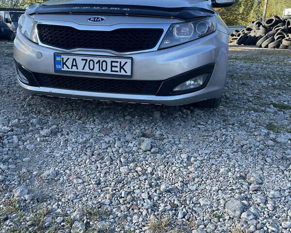 Серый Киа Оптима, объемом двигателя 2.36 л и пробегом 217 тыс. км за 8600 $, фото 1 на Automoto.ua