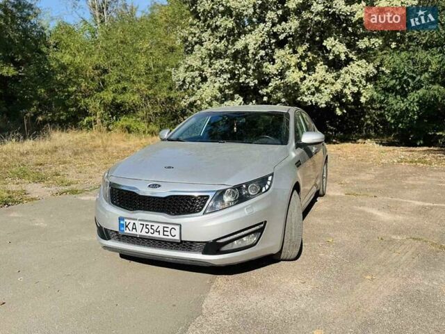 Сірий Кіа Оптіма, об'ємом двигуна 2 л та пробігом 127 тис. км за 9800 $, фото 1 на Automoto.ua