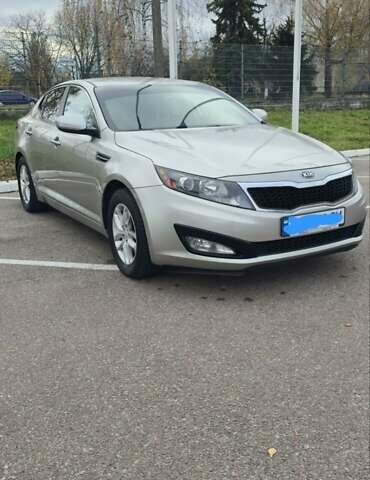Сірий Кіа Оптіма, об'ємом двигуна 2.36 л та пробігом 112 тис. км за 9500 $, фото 1 на Automoto.ua