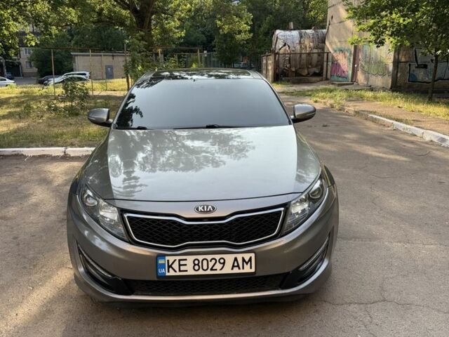 Сірий Кіа Оптіма, об'ємом двигуна 2 л та пробігом 193 тис. км за 9700 $, фото 1 на Automoto.ua