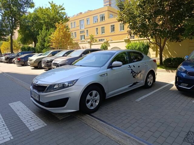 Сірий Кіа Оптіма, об'ємом двигуна 2 л та пробігом 157 тис. км за 7100 $, фото 1 на Automoto.ua