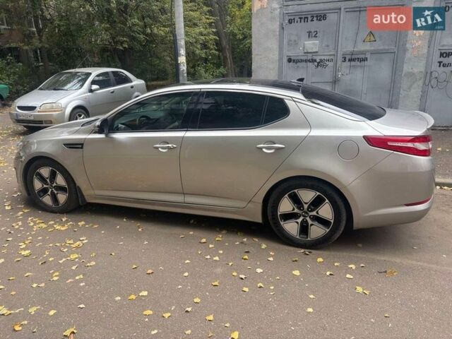 Сірий Кіа Оптіма, об'ємом двигуна 2.36 л та пробігом 244 тис. км за 9700 $, фото 1 на Automoto.ua