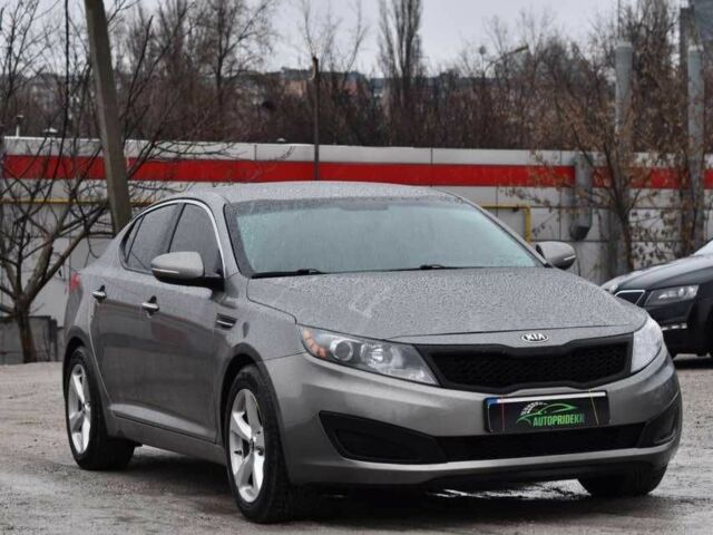 Сірий Кіа Оптіма, об'ємом двигуна 2.4 л та пробігом 188 тис. км за 10200 $, фото 1 на Automoto.ua