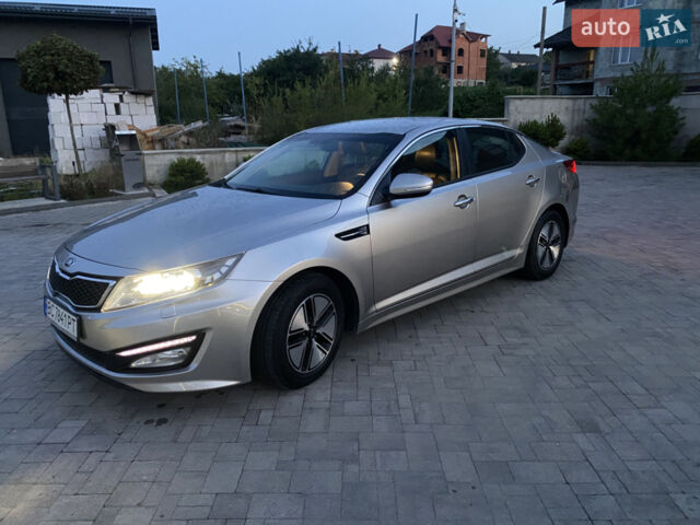 Сірий Кіа Оптіма, об'ємом двигуна 2 л та пробігом 250 тис. км за 9900 $, фото 1 на Automoto.ua