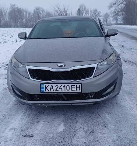 Сірий Кіа Оптіма, об'ємом двигуна 2.36 л та пробігом 255 тис. км за 9600 $, фото 1 на Automoto.ua