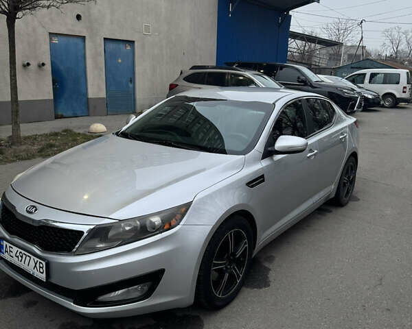 Сірий Кіа Оптіма, об'ємом двигуна 2.36 л та пробігом 256 тис. км за 7800 $, фото 1 на Automoto.ua