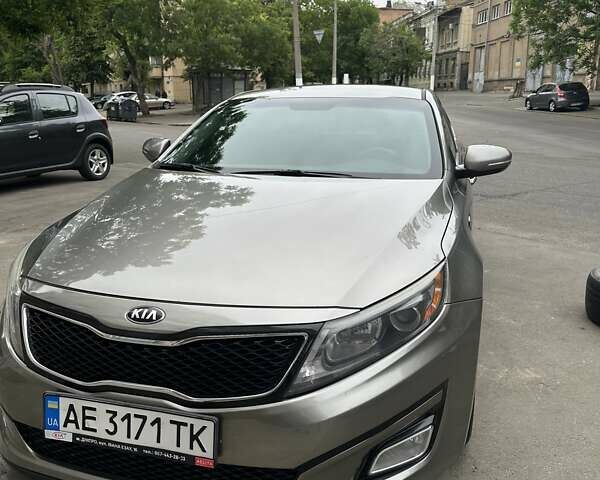Сірий Кіа Оптіма, об'ємом двигуна 2.36 л та пробігом 204 тис. км за 10000 $, фото 1 на Automoto.ua