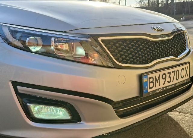 Сірий Кіа Оптіма, об'ємом двигуна 2 л та пробігом 270 тис. км за 8900 $, фото 1 на Automoto.ua