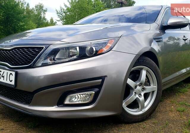 Серый Киа Оптима, объемом двигателя 0 л и пробегом 118 тыс. км за 11250 $, фото 1 на Automoto.ua