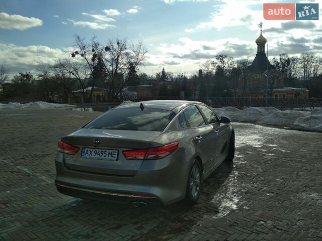 Серый Киа Оптима, объемом двигателя 1.59 л и пробегом 215 тыс. км за 9500 $, фото 1 на Automoto.ua