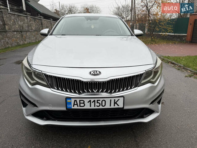 Сірий Кіа Оптіма, об'ємом двигуна 2.36 л та пробігом 150 тис. км за 13500 $, фото 1 на Automoto.ua