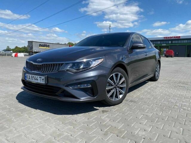Серый Киа Оптима, объемом двигателя 2 л и пробегом 205 тыс. км за 17200 $, фото 1 на Automoto.ua