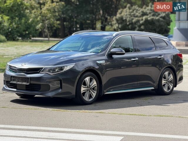 Серый Киа Оптима, объемом двигателя 0 л и пробегом 167 тыс. км за 16400 $, фото 1 на Automoto.ua