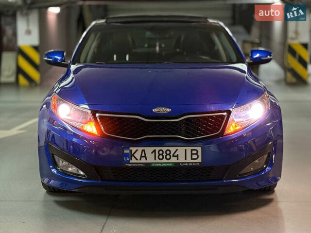 Синий Киа Оптима, объемом двигателя 2 л и пробегом 300 тыс. км за 8400 $, фото 1 на Automoto.ua