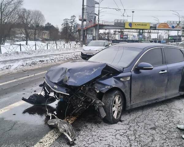 Синий Киа Оптима, объемом двигателя 2.5 л и пробегом 256 тыс. км за 4800 $, фото 1 на Automoto.ua