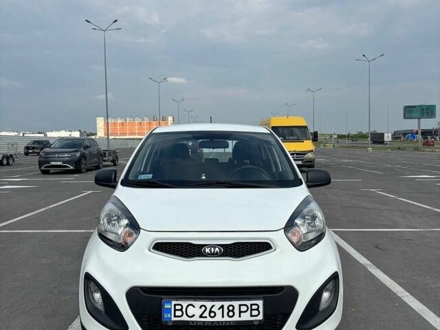 Білий Кіа Піканто, об'ємом двигуна 1 л та пробігом 134 тис. км за 6000 $, фото 1 на Automoto.ua