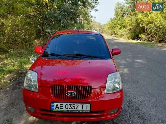 Красный Киа Пиканто, объемом двигателя 1.09 л и пробегом 165 тыс. км за 4150 $, фото 1 на Automoto.ua