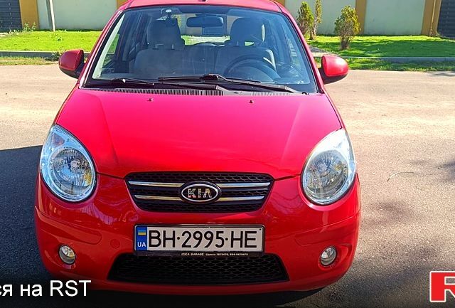 Красный Киа Пиканто, объемом двигателя 1.1 л и пробегом 62 тыс. км за 6000 $, фото 1 на Automoto.ua