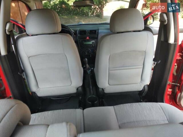 Красный Киа Пиканто, объемом двигателя 1.09 л и пробегом 55 тыс. км за 5500 $, фото 1 на Automoto.ua