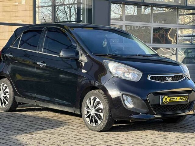 Красный Киа Пиканто, объемом двигателя 1 л и пробегом 144 тыс. км за 5800 $, фото 1 на Automoto.ua