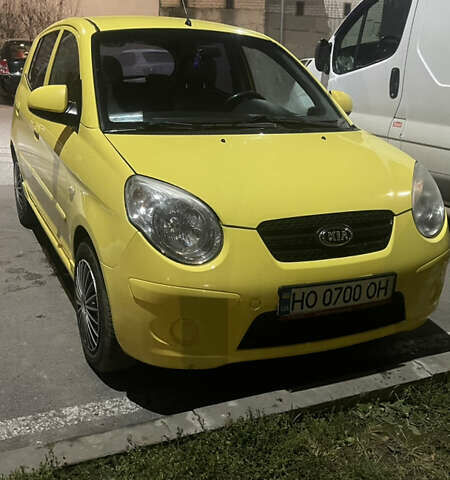 Желтый Киа Пиканто, объемом двигателя 1.09 л и пробегом 190 тыс. км за 4800 $, фото 1 на Automoto.ua