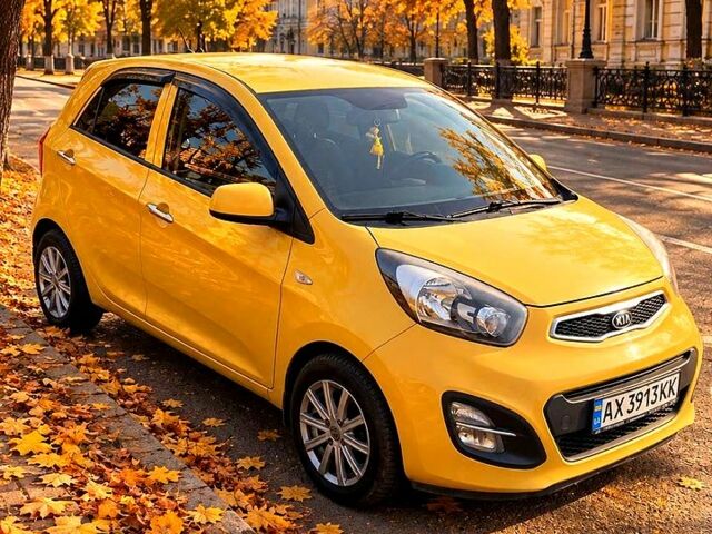 Желтый Киа Пиканто, объемом двигателя 1.2 л и пробегом 85 тыс. км за 8000 $, фото 1 на Automoto.ua