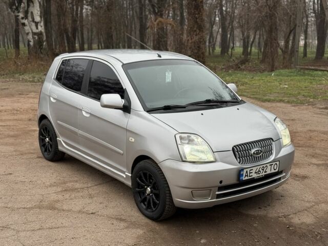 Сірий Кіа Піканто, об'ємом двигуна 1.1 л та пробігом 141 тис. км за 4950 $, фото 1 на Automoto.ua