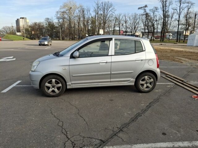 Серый Киа Пиканто, объемом двигателя 1.1 л и пробегом 92 тыс. км за 4800 $, фото 1 на Automoto.ua