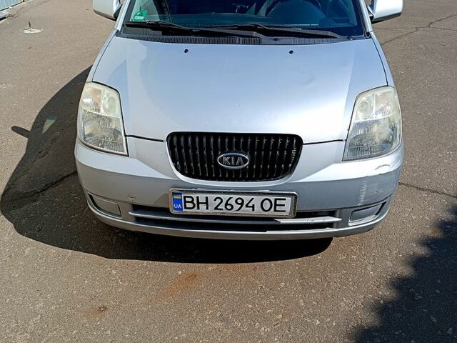 Серый Киа Пиканто, объемом двигателя 1.1 л и пробегом 173 тыс. км за 3200 $, фото 1 на Automoto.ua