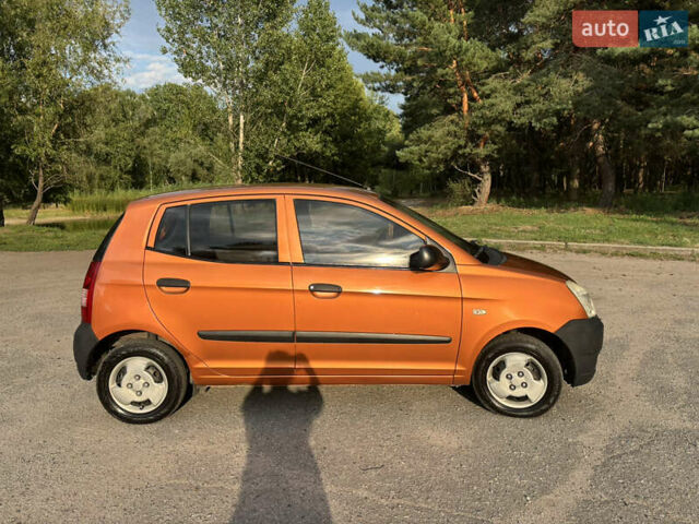 Оранжевый Киа Пиканто, объемом двигателя 1.1 л и пробегом 158 тыс. км за 3900 $, фото 1 на Automoto.ua