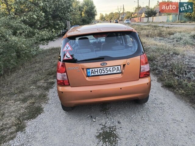Помаранчевий Кіа Піканто, об'ємом двигуна 1.1 л та пробігом 75 тис. км за 5500 $, фото 1 на Automoto.ua