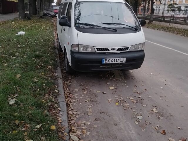 Киа Преджио 2001 в Хмельницком на Automoto.ua Белый Киа Преджио, объемом двигателя 2.7 л и пробегом 340 тыс. км за 3000 $, фото 1 на Automoto.ua