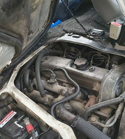 Белый Киа Преджио, объемом двигателя 2.48 л и пробегом 318 тыс. км за 1500 $, фото 1 на Automoto.ua