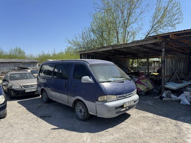 Синий Киа Преджио, объемом двигателя 2.7 л и пробегом 250 тыс. км за 1200 $, фото 1 на Automoto.ua