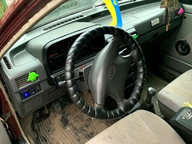 Красный Киа Прайд, объемом двигателя 1.3 л и пробегом 0 тыс. км за 1500 $, фото 1 на Automoto.ua