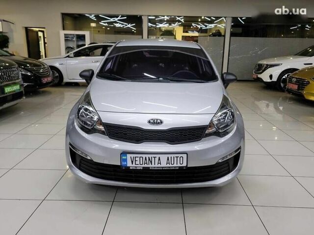 Киа Прайд, объемом двигателя 1.4 л и пробегом 106 тыс. км за 11800 $, фото 1 на Automoto.ua