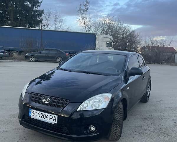 Чорний Кіа Про Сід, об'ємом двигуна 1.4 л та пробігом 177 тис. км за 5600 $, фото 1 на Automoto.ua