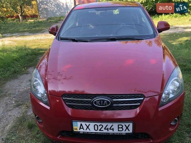 Красный Киа Про Сид, объемом двигателя 0 л и пробегом 133 тыс. км за 6500 $, фото 1 на Automoto.ua