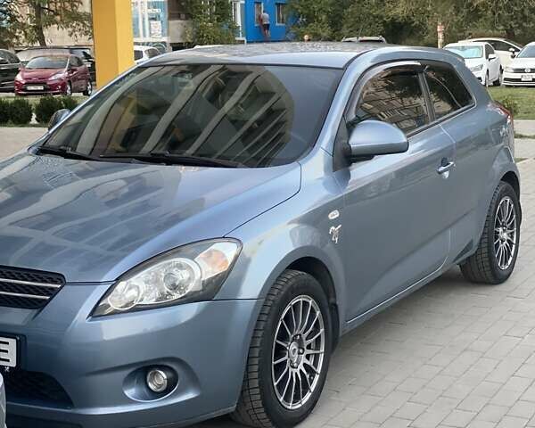Синий Киа Про Сид, объемом двигателя 1.6 л и пробегом 238 тыс. км за 6000 $, фото 1 на Automoto.ua