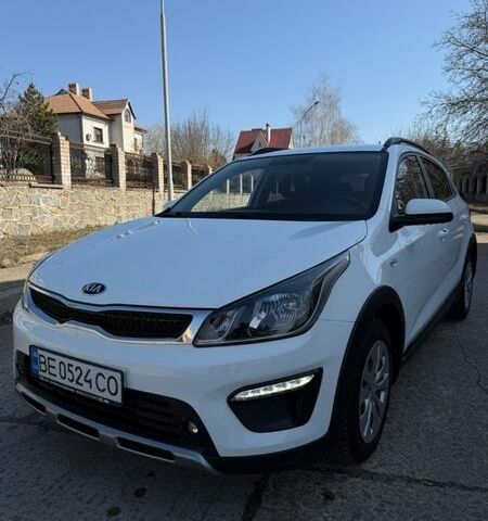 Белый Киа Rio X-Line, объемом двигателя 1.6 л и пробегом 46 тыс. км за 16400 $, фото 1 на Automoto.ua