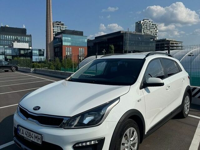 Белый Киа Rio X-Line, объемом двигателя 1.6 л и пробегом 202 тыс. км за 12000 $, фото 1 на Automoto.ua