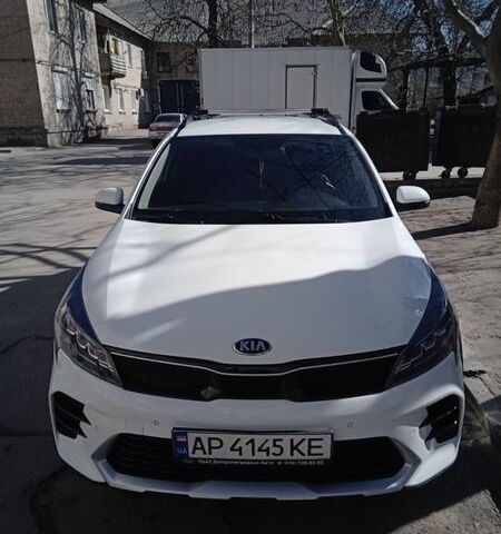 Белый Киа Rio X-Line, объемом двигателя 1.6 л и пробегом 47 тыс. км за 19000 $, фото 1 на Automoto.ua